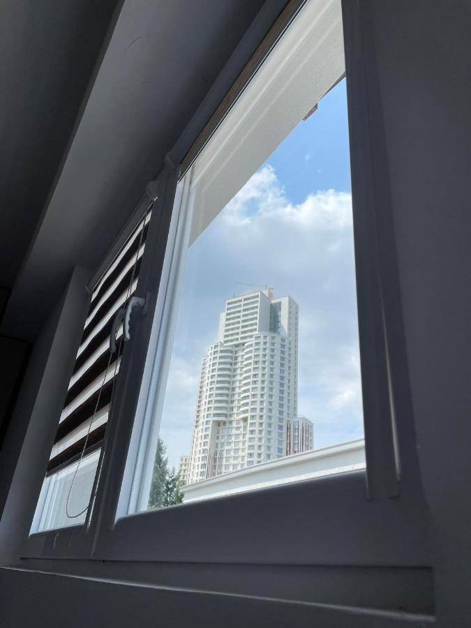 Luna Apartment By Sienna Skopje Ngoại thất bức ảnh