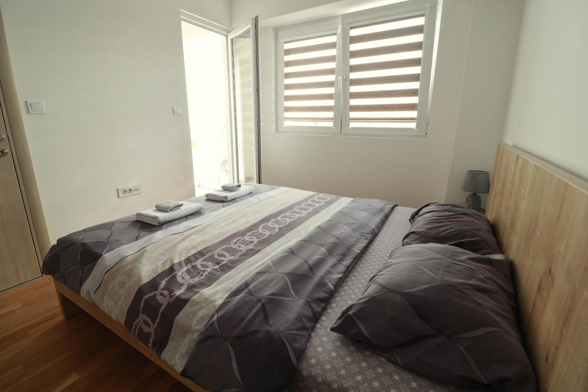 Luna Apartment By Sienna Skopje Ngoại thất bức ảnh