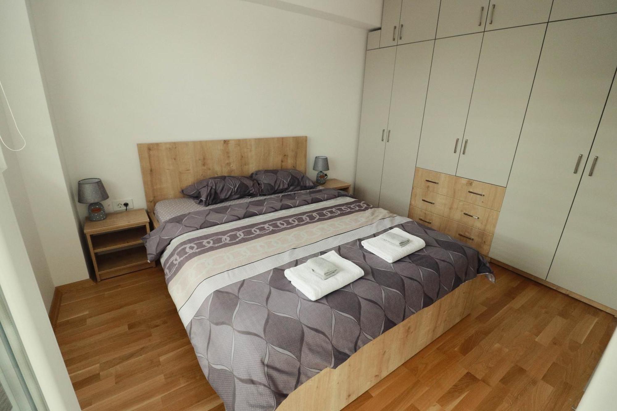 Luna Apartment By Sienna Skopje Ngoại thất bức ảnh